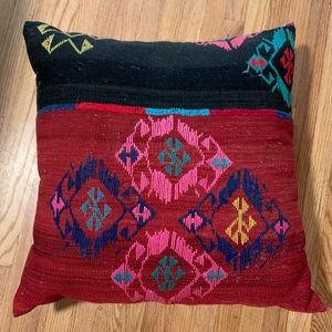 24” x 24” Kilim Rug Throw Decorative Pillow Cover Handmade